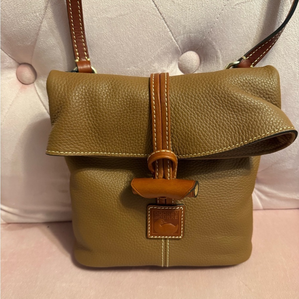 Dooney & Bourke Pebble Grain Toggle Crossbody - Picture 2 of 5
